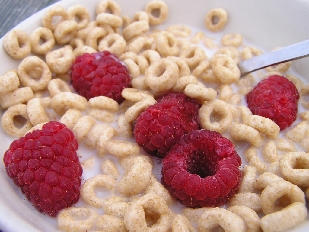 What’s Cooking? Effects of a School Breakfast Program on Student Achievement