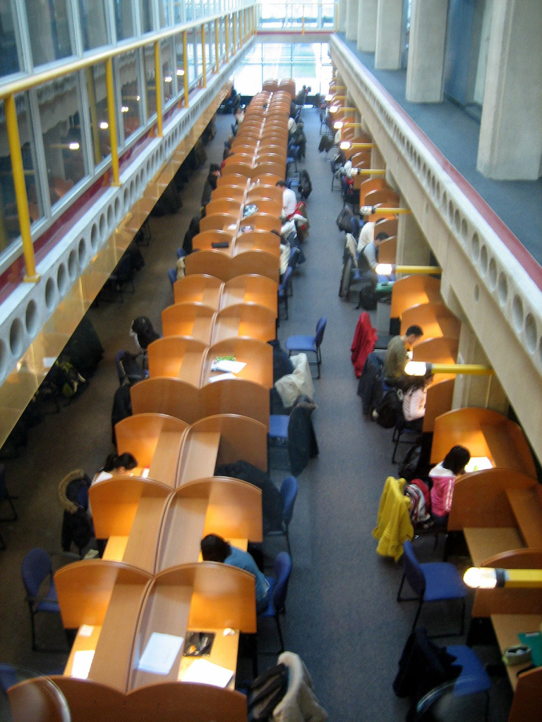 The GED Is Changing: Evidence Suggests GED Prep Courses Should Change Too