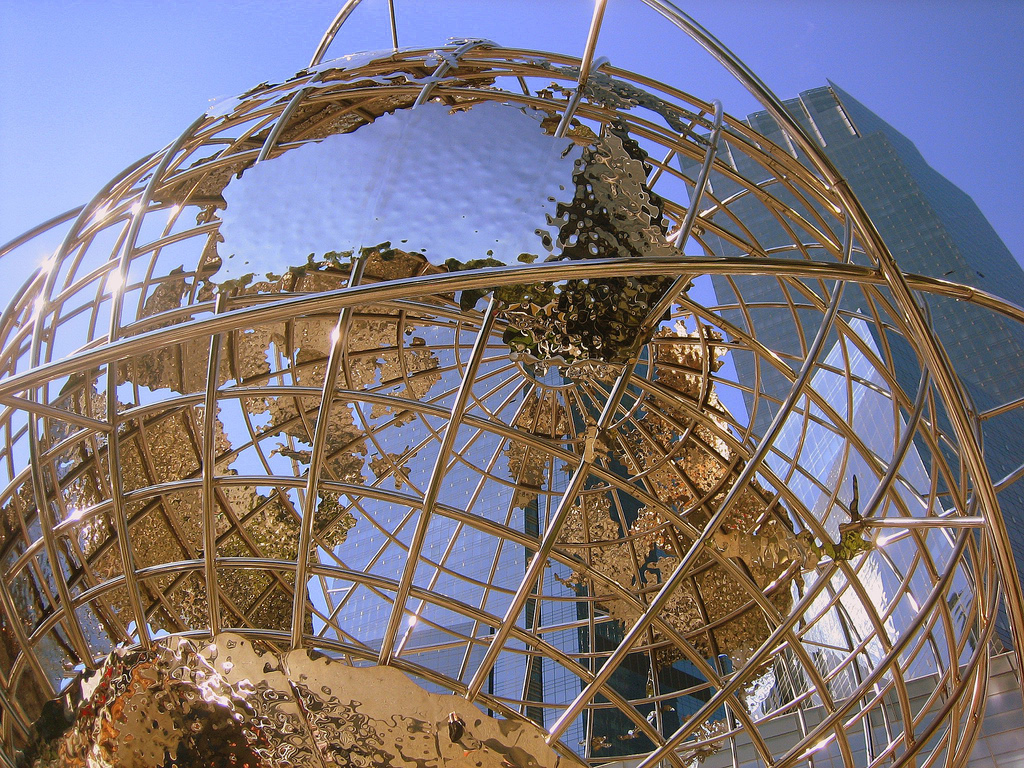 The Politics of Economic Growth and Stability